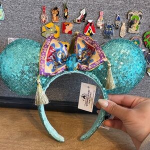 NEW with Tags - Disney Aladdin Jasmine Mouse Ears Headband w/ Purple Bow Carpet